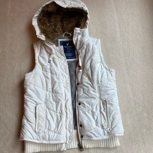 American Eagle Hooded Vest